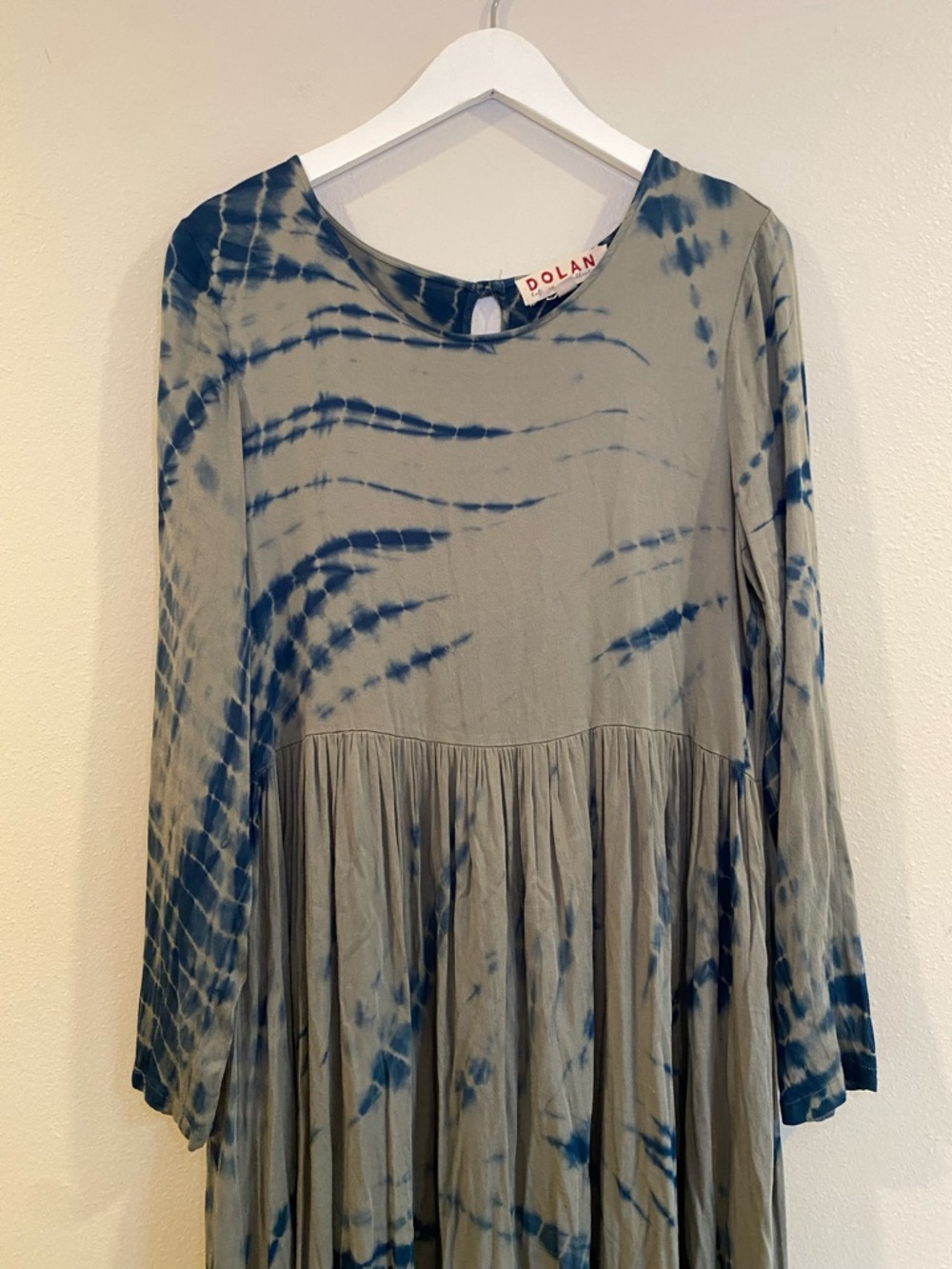Dolan Left Coast Anthropologie Tie Dye Maxi Dress M Gray Blue Boho Long Sleeve - Picture 9 of 14